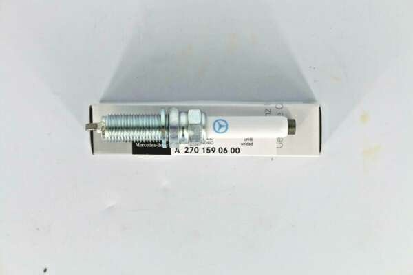 Mercedes-Benz Genuine Spark Plugs (4pcs) (MPN: A2701590600)