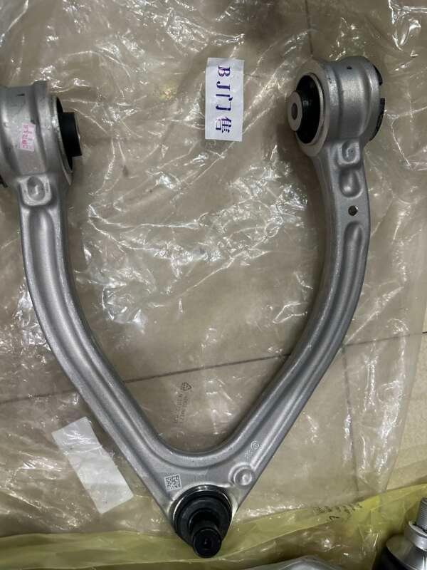 Mercedes-Benz W222 Lower suspension swing arm - Image 7