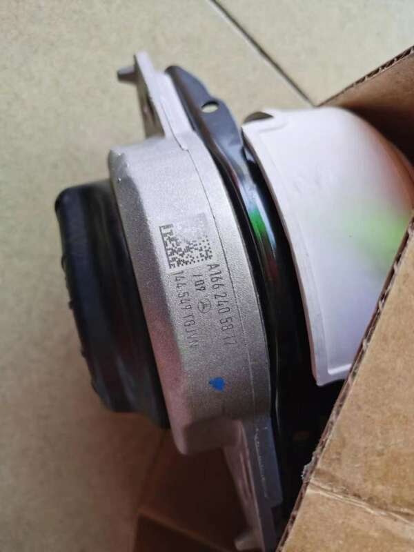 Engine mount - Image 3